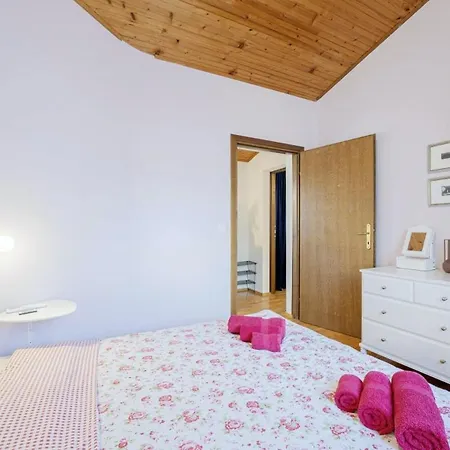 Ene In - Haus Fuer 6 Personen Willa